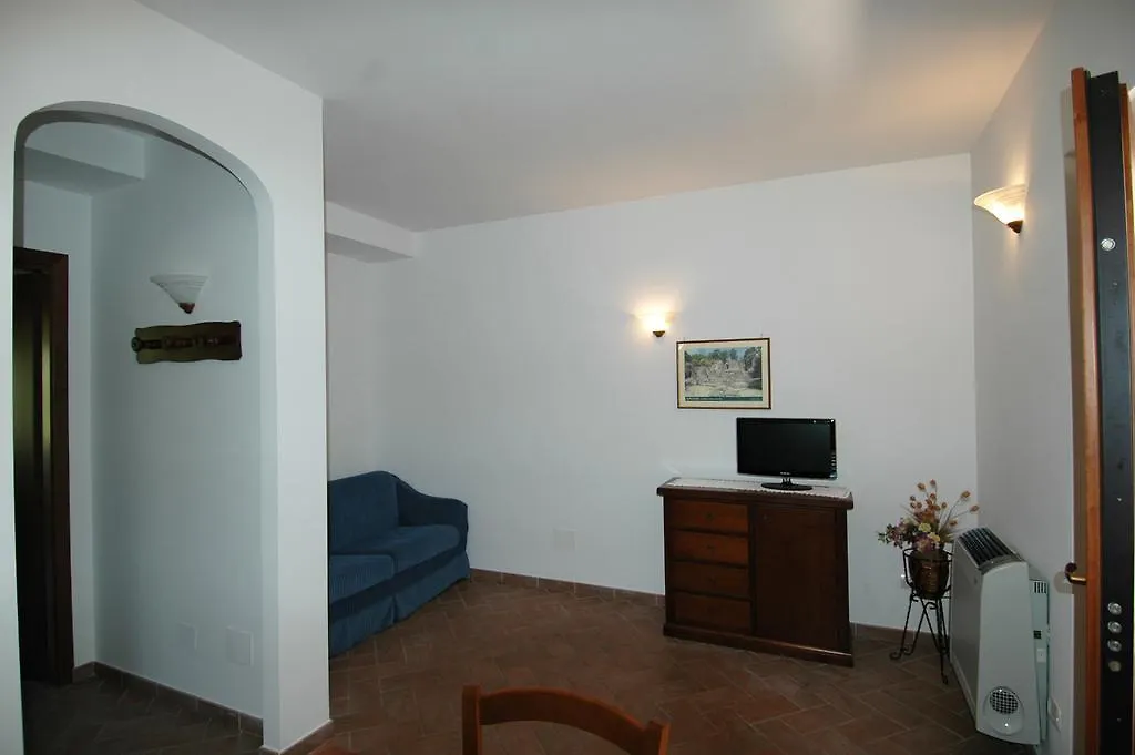 Agriturismo San Vincenzo Sovana Bauernhof
