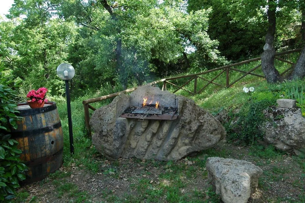 Agriturismo San Vincenzo Sovana Bauernhof